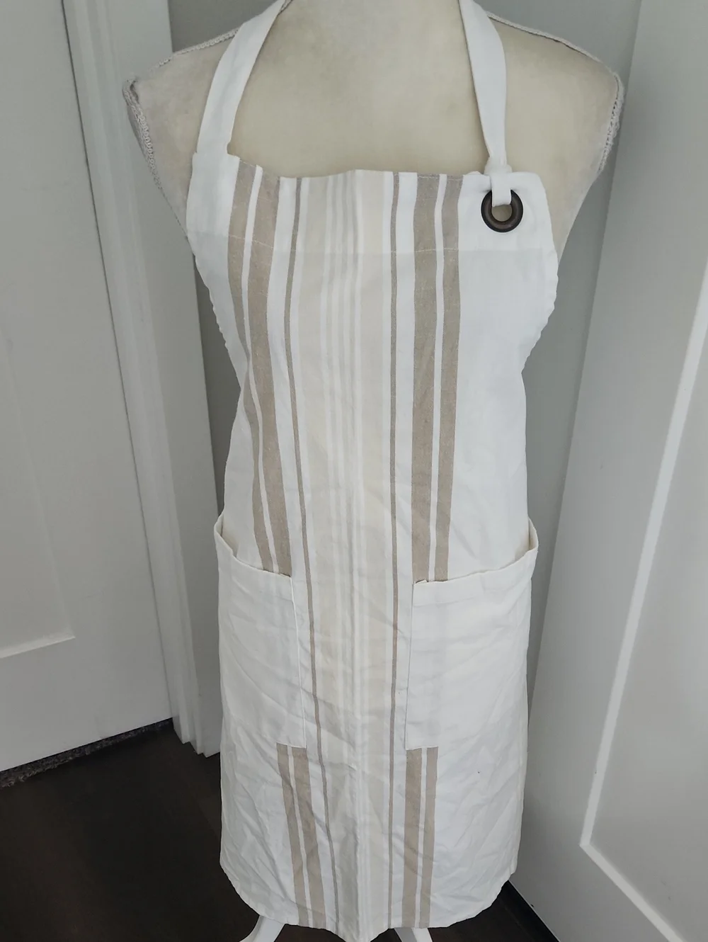 Neutral Stripe Cotton Kitchen Apron with Front Pockets - Unbranded